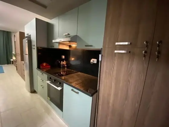 Design Stüdyo, 1 En Büyük (King) Boy Yatak ve Çekyat, Havuz Manzaralı, Denize Bakan