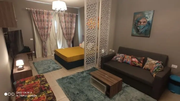 Elite Stüdyo, 1 En Büyük (King) Boy Yatak ve Çekyat, Havuz Manzaralı, Denize Bakan