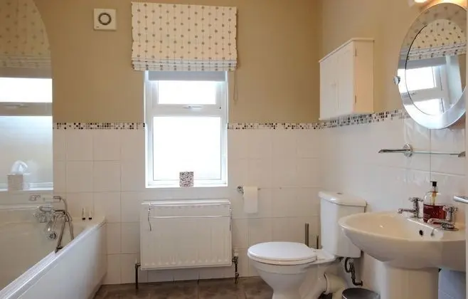 Oda, Özel Banyo (3 Storey House - 3 Rooms)