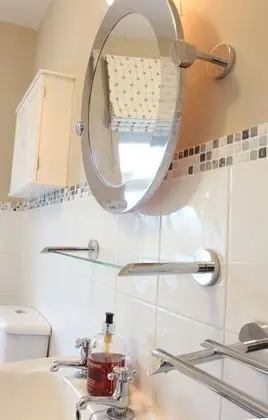 Oda, Özel Banyo (3 Storey House - 3 Rooms)