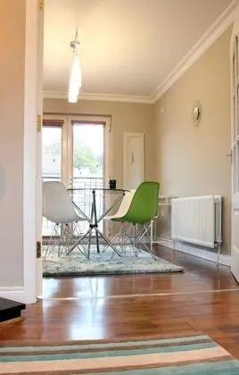 Oda, Özel Banyo (3 Storey House - 3 Rooms)