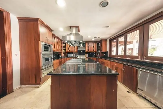 Villa, Sigara İçilebilir