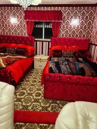 Apart Daire, 1 Büyük (Queen) Boy Yatak
