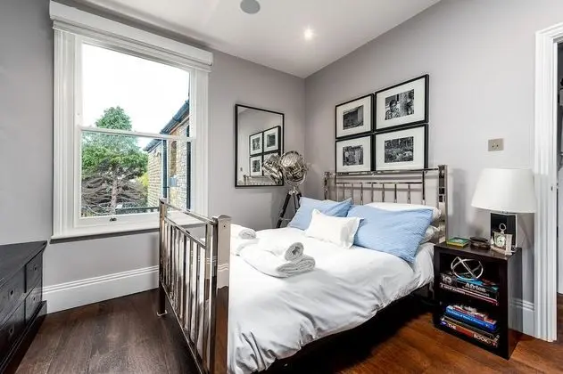 Exclusive Ev (2 Bedrooms)