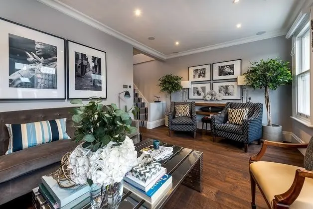 Exclusive Ev (2 Bedrooms)