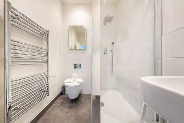 Superior Apart Daire, Özel Banyo (106N Platform North)