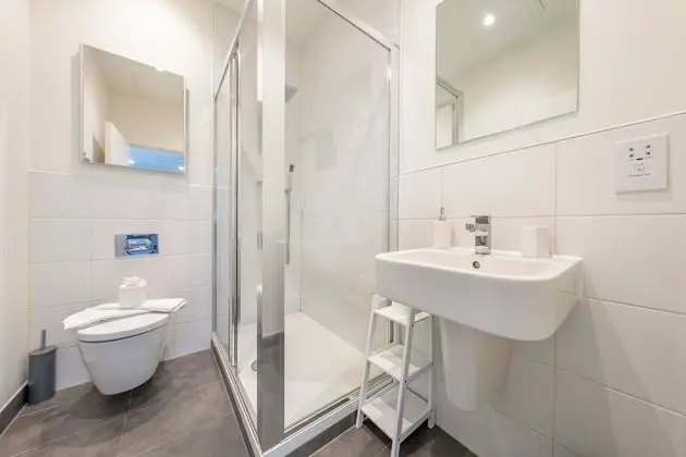 Superior Apart Daire, Özel Banyo (106N Platform North)