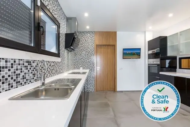 Villa, Birden Çok Yatak Odası, Engellilere Uygun, Şömine