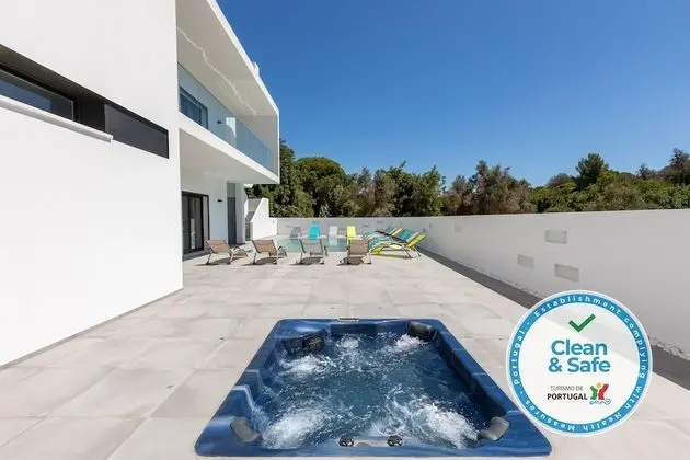 Villa, Birden Çok Yatak Odası, Engellilere Uygun, Şömine