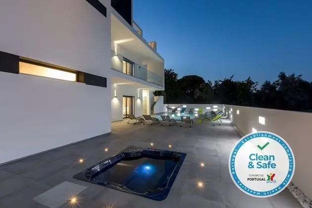 Villa, Birden Çok Yatak Odası, Engellilere Uygun, Şömine