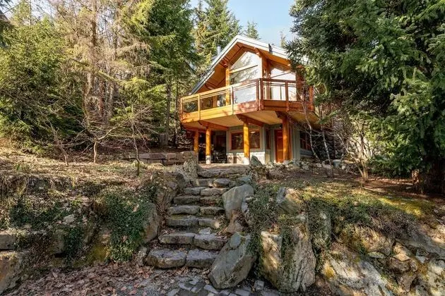 Ev, Birden Çok Yatak (Luxury 5 Bedroom Blueberry Chalet)