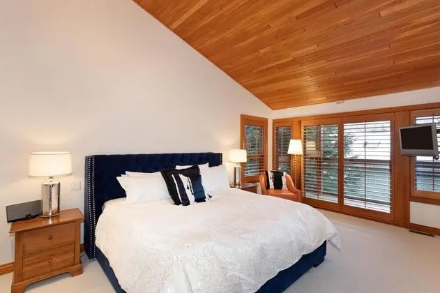 Ev, Birden Çok Yatak (Luxury 5 Bedroom Blueberry Chalet)