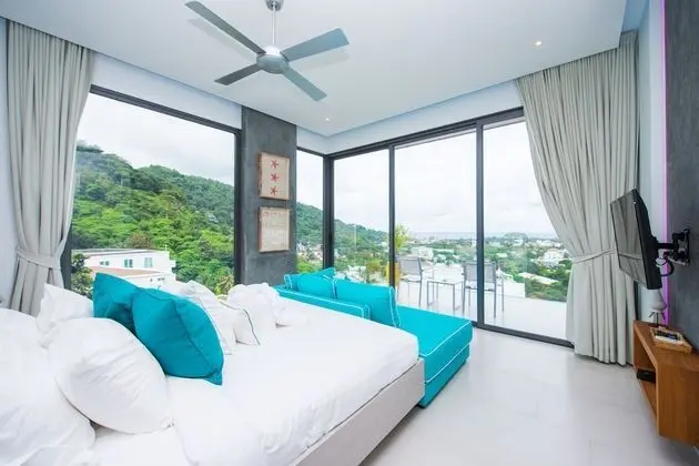5-Bedroom Villa