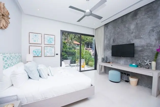 5-Bedroom Villa