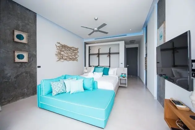 5-Bedroom Villa