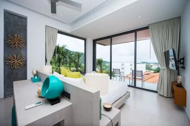 5-Bedroom Villa