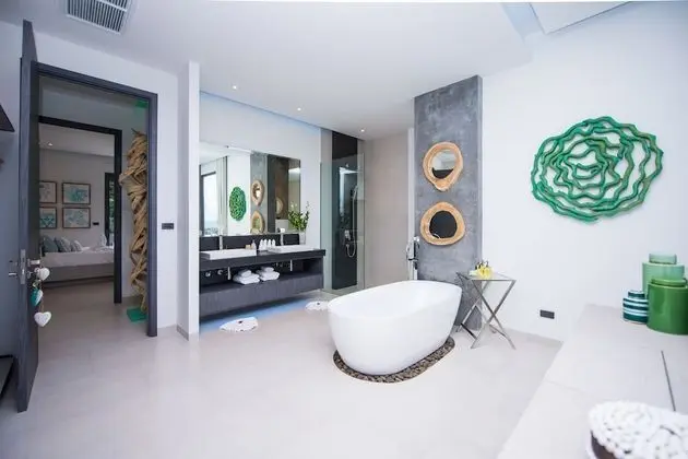 5-Bedroom Villa