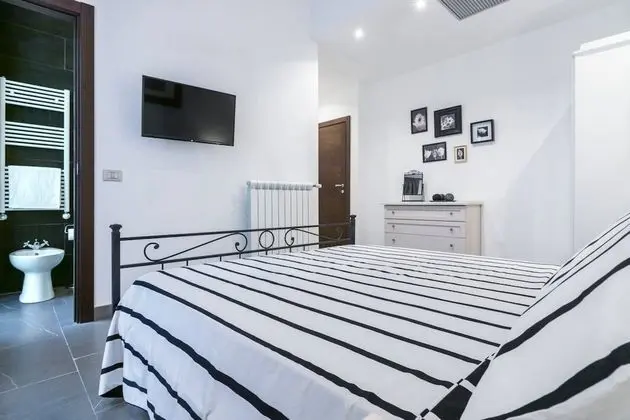 Apart Daire, 5 Yatak Odası