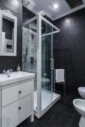 Apart Daire, 5 Yatak Odası