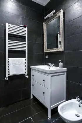 Apart Daire, 5 Yatak Odası