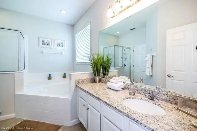 Villa (5196OA Luxury 6 Bedroom 4.Bath  Home )