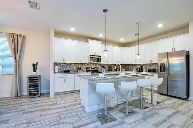 Villa (5416SC Luxury 6 Bedroom 4.Bath  Home )