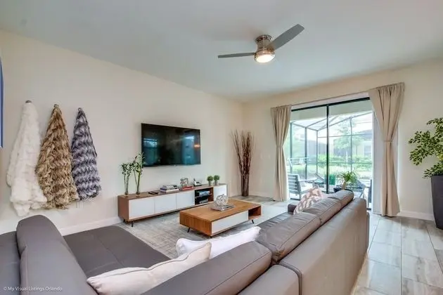 Villa (5416SC Luxury 6 Bedroom 4.Bath  Home )