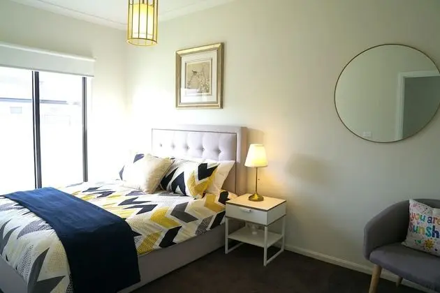 Ev (9 Bedrooms)