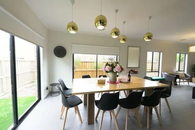 Ev (9 Bedrooms)