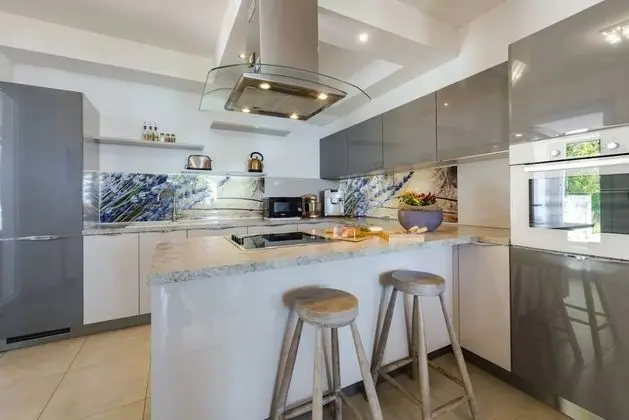 Ev (Luxury - amazing seaview - H(8+2))