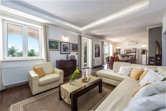 Ev (Luxury - amazing seaview - H(8+2))