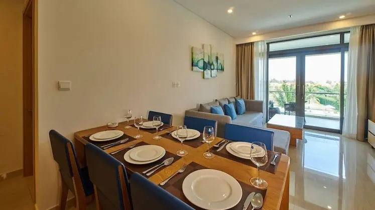 Luxury Apart Daire, 2 Yatak Odası, Havuz Manzaralı
