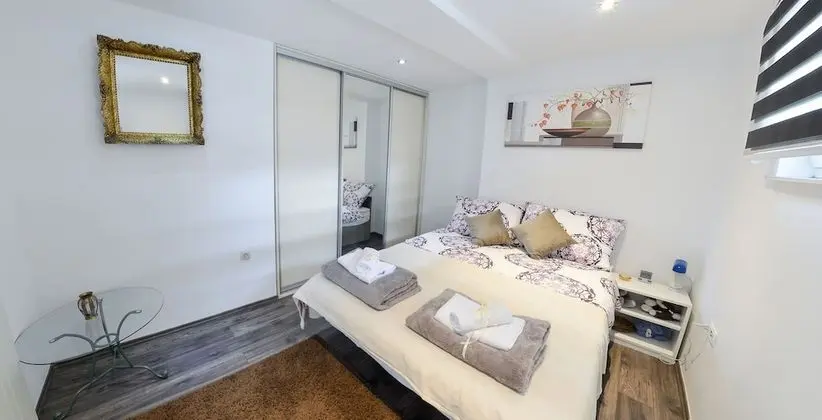 Deluxe Apart Daire