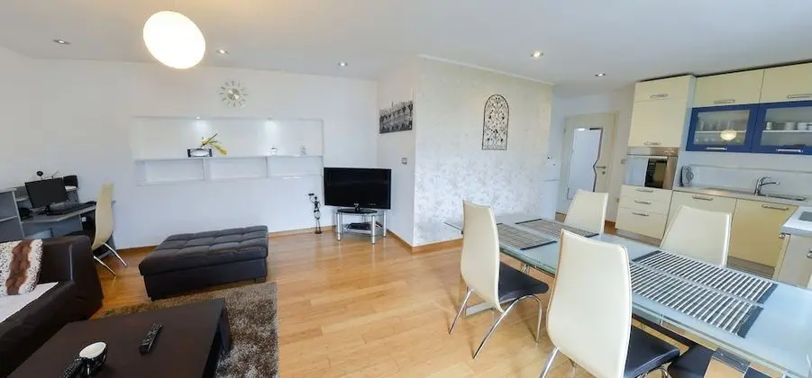 Deluxe Apart Daire