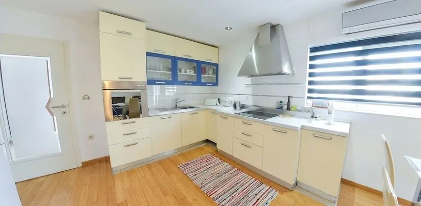Deluxe Apart Daire