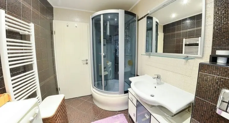 Deluxe Apart Daire