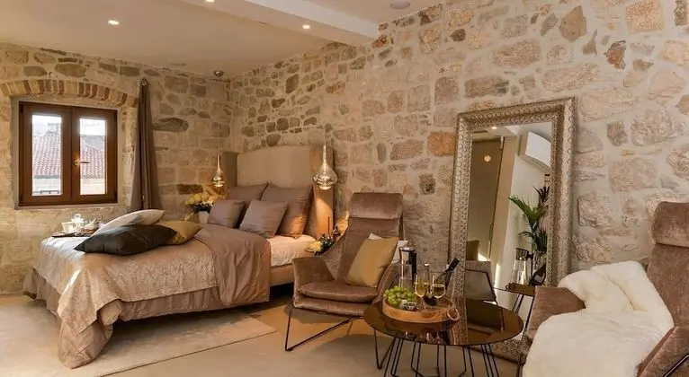 Deluxe Stüdyo Süit