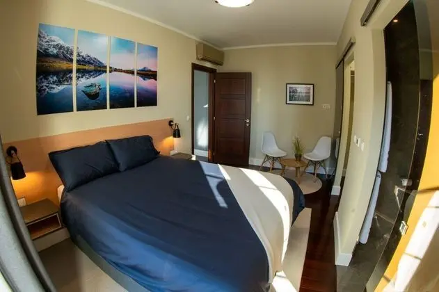 Exclusive Tek Büyük Yataklı Oda