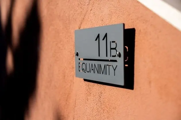 Exclusive Tek Büyük Yataklı Oda