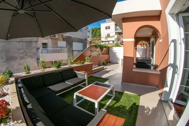 Exclusive Tek Büyük Yataklı Oda