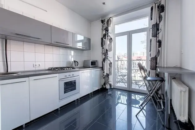 Luxury Apart Daire, 1 Yatak Odası, Balkon, Avlu
