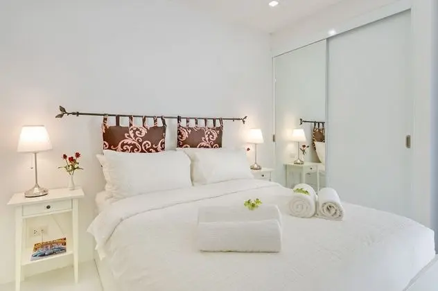 Q3 Apartment C