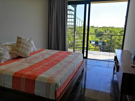 Grand Çatı Katı Süiti (Penthouse), 2 Yatak Odası, Kişiye Özel Havuzlu, Bahçeli