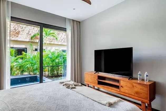 Luxury Apart Daire, 2 Yatak Odası, Kişiye Özel Havuzlu, Zemin Kat