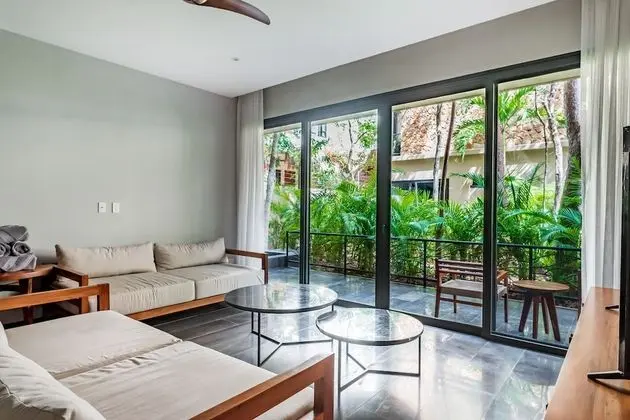 Luxury Apart Daire, 2 Yatak Odası, Kişiye Özel Havuzlu, Zemin Kat