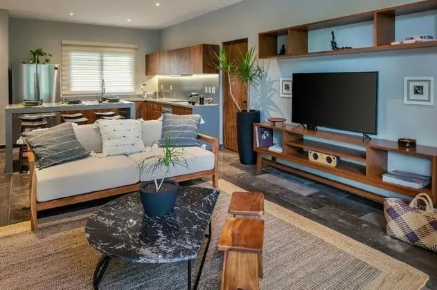 Luxury Apart Daire, 2 Yatak Odası, Kişiye Özel Havuzlu, Zemin Kat