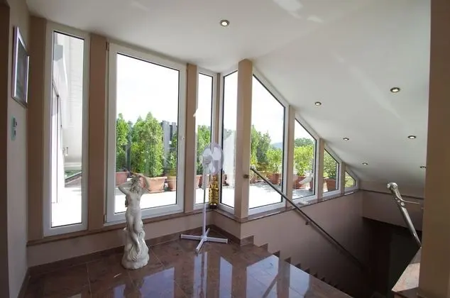 Comfort Çatı Katı Süiti (Penthouse) (Alexandra, excl. 80 € cleaning fee)