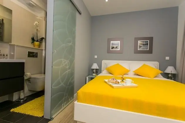 Apart Daire, Birden Çok Yatak, Sigara İçilmez