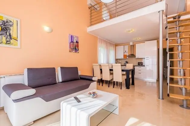 Deluxe Apart Daire