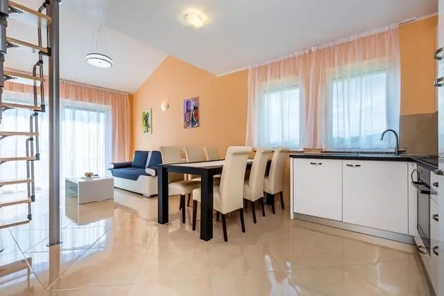 Deluxe Apart Daire